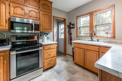 14 E 1st St, Morris, MN 56267 photo 10