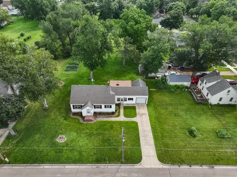 130 Maple St, Tyler, MN 56178 photo 4