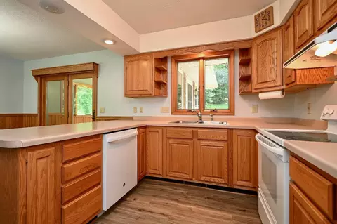 1470 48th Ave, Goodview, MN 55987 photo 8