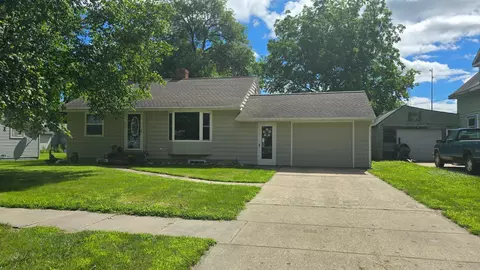 425 Rohrer St, Round Lake, MN 56167
