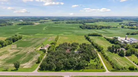 27411 Pillsbury Ave, Lakeville, MN 55044