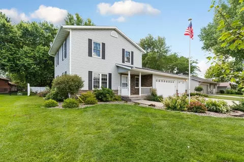2100 La Casa Ln SE, Owatonna, MN 55060