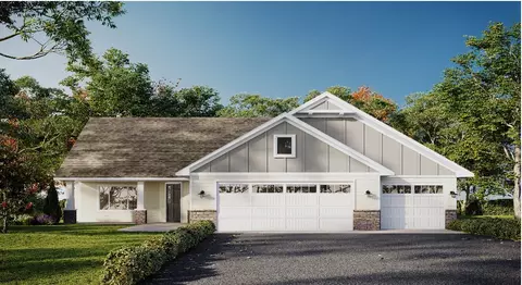 38944 Elm Ct, North Branch, MN 55056