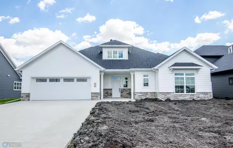 5109 Mira Way W, West Fargo, ND 58078
