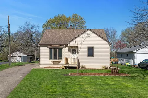 7470 Lamar Ave S, Cottage Grove, MN 55016