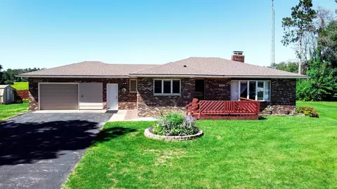 450 W 24th St, Buffalo City, WI 54622
