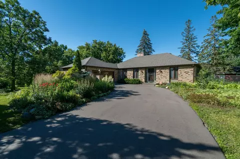8541 Riverview Ln, Brooklyn Park, MN 55444