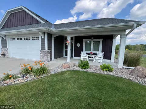 1601 3rd St SE, New Prague, MN 56071