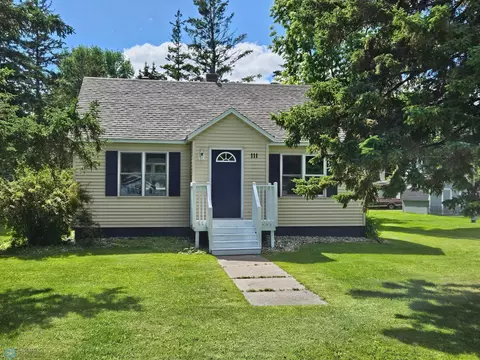 111 4th St SE, Ulen, MN 56585 photo 2