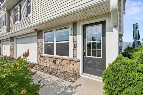 9927 5th Street Ln N, Lake Elmo, MN 55042