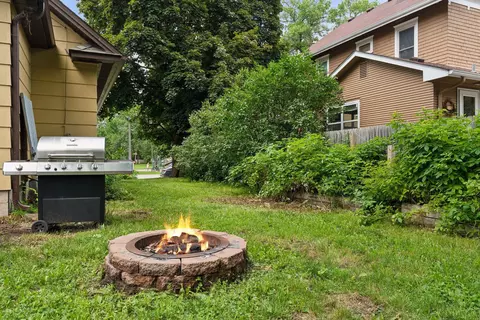 518 8th St E, Glencoe, MN 55336 photo 25