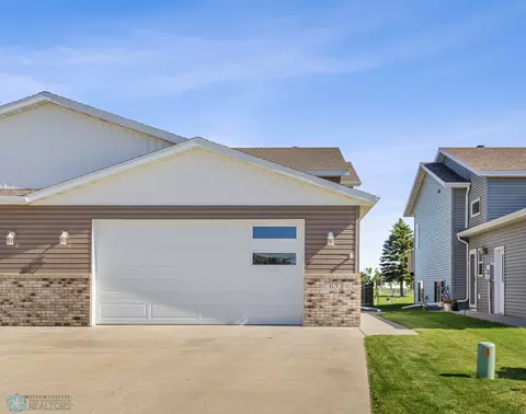 63 Cedar Dr, Mapleton, ND 58059 photo 8