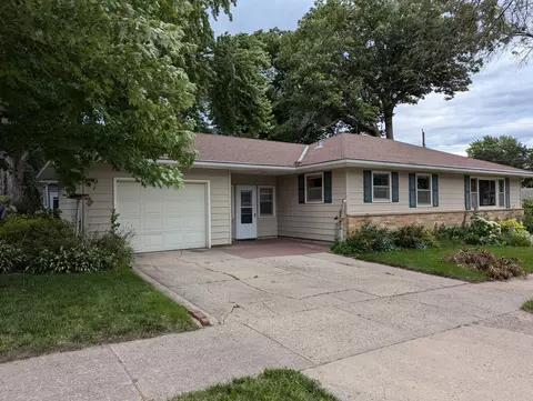 101 N 1st Ave, Albert Lea, MN 56007