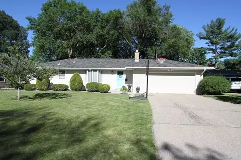 10641 Sheridan Ave S, Bloomington, MN 55431