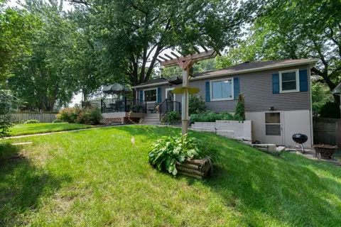 1663 Long Lake Rd, New Brighton, MN 55112 photo 10