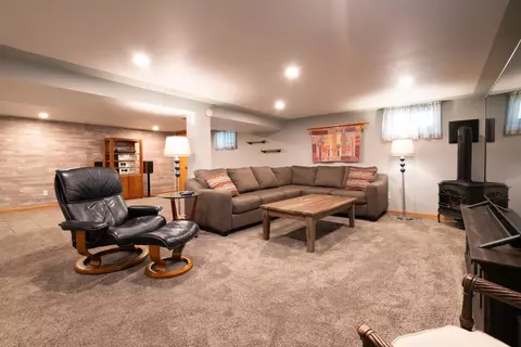 1663 Long Lake Rd, New Brighton, MN 55112 photo 32