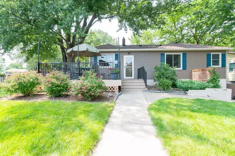 1663 Long Lake Rd, New Brighton, MN 55112 photo 2