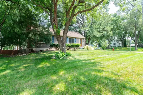 1663 Long Lake Rd, New Brighton, MN 55112 photo 38