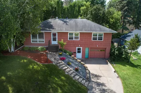 208 E Alcott Ave, Fergus Falls, MN 56537