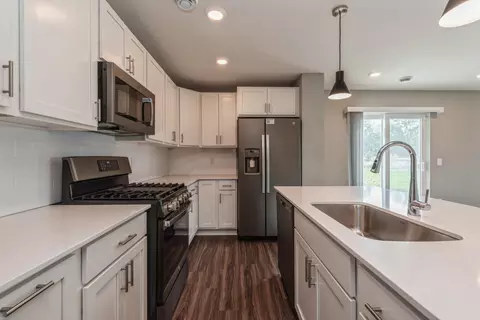 10550 Weston Way N, Maple Grove, MN 55369