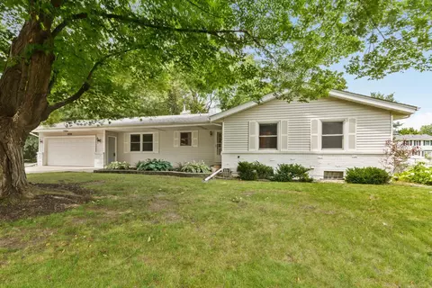 9700 Upton Rd, Bloomington, MN 55431