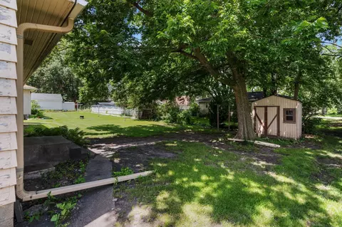 721 9th Ave NE, Waseca, MN 56093 photo 4