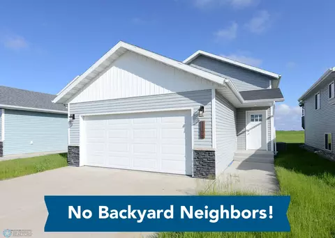 1166 Highland Ln W, West Fargo, ND 58078