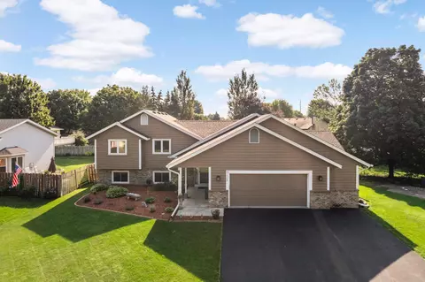 16188 Excelsior Dr, Rosemount, MN 55068