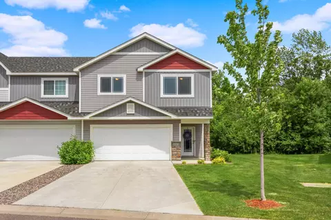 8613 Gateway Cir, Monticello, MN 55362