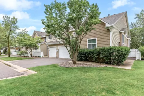8387 Kimball Dr, Eden Prairie, MN 55347