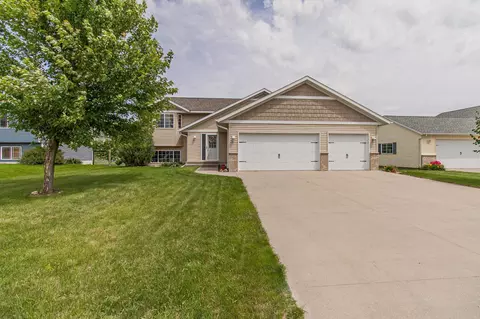 1017 2nd Ave SE, Freeport, MN 56331