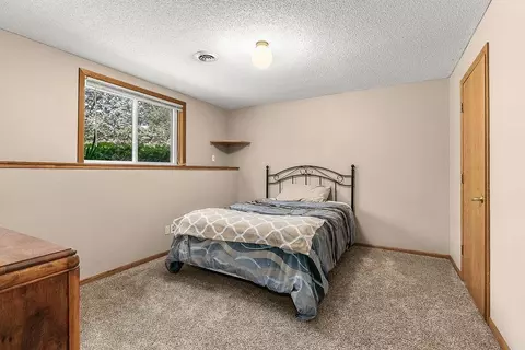 2105 Killeen Ct, Saint Cloud, MN 56301 photo 16