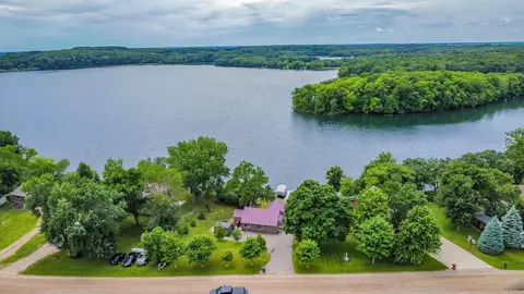 18476 E Lake Vermont Rd NE, Parkers Prairie, MN 56361