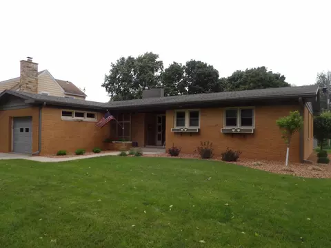 710 7th Ave SW, Austin, MN 55912