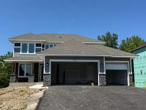 20369 Gargoyle Ln, Lakeville, MN 55044