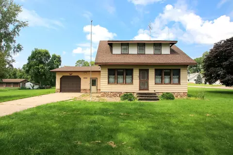 650 Bowman St, Stewart, MN 55385