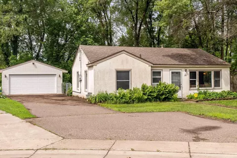 30 West Rd, Circle Pines, MN 55014 photo 2