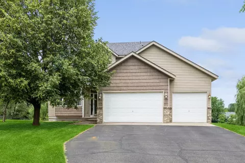 17806 Firebird Ct, Farmington, MN 55024