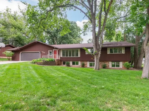 2009 14th St S, Saint Cloud, MN 56301
