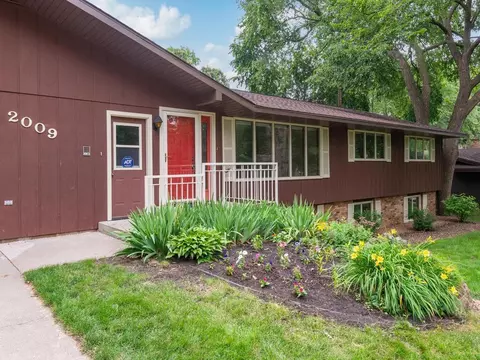 2009 14th St S, Saint Cloud, MN 56301 photo 2