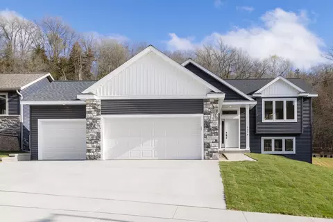 5370 Destination Ln NE, Rochester, MN 55906