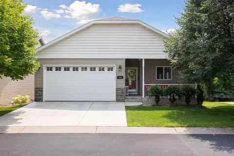 342 Whispering Ln, Hastings, MN 55033