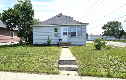 302 24th Ave N, Saint Cloud, MN 56303