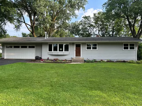 222 Hawes Ave, Shoreview, MN 55126