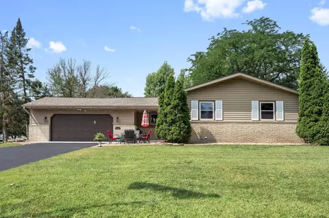 11901 Porter Dr, Champlin, MN 55316 photo 2