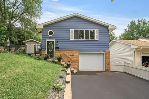 2320 Maiden Ln, Columbia Heights, MN 55421