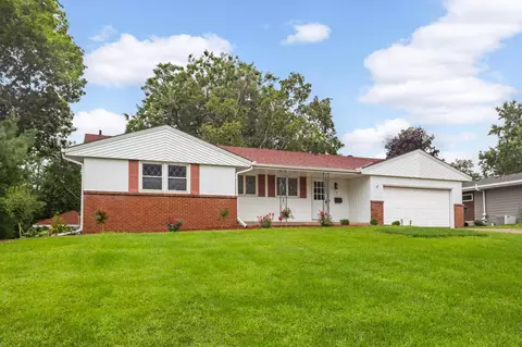 7112 W Shore Dr, Edina, MN 55435