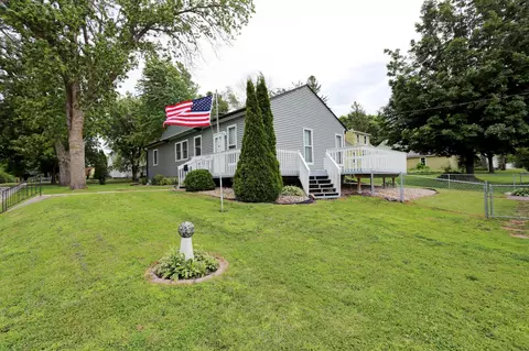 605 2nd St SE, Glenwood, MN 56334