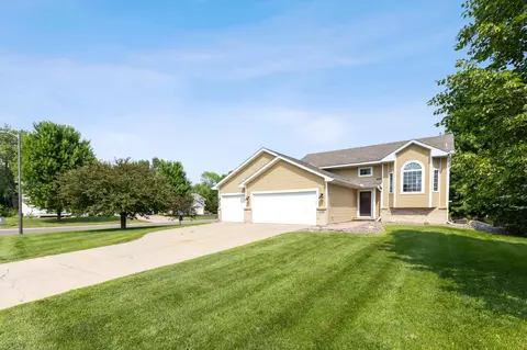 5498 Kagan Ave NE, Albertville, MN 55301