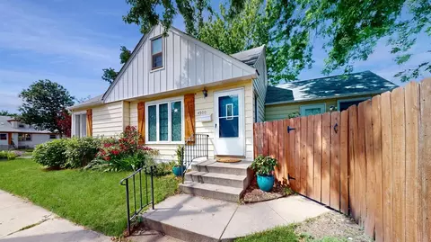 4200 Irving Ave N, Minneapolis, MN 55412